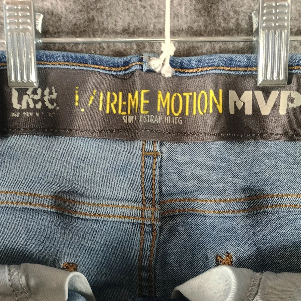 Lee Extreme‎ Motion MVP Jeans Men 32x34 Medium Wash Straight Leg